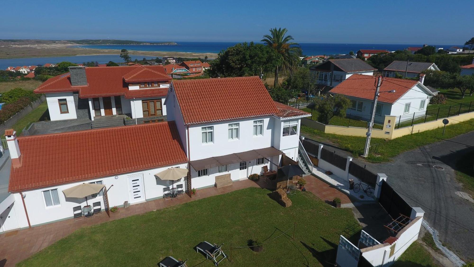 Beach House Villa Valdoviño Екстериор снимка